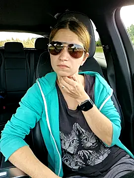 Snapshot of Geile-Luna chatting on July 22, 1:47 pm Geile-Luna online show from July 22, 1:47 pm