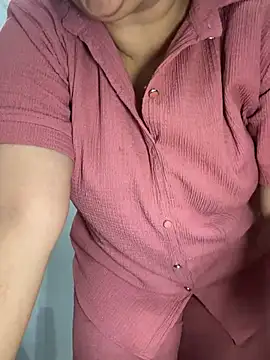 Snapshot of Preet_Kaur_69 chatting on July 3, 5:30 pm Preet Kaur 69 online show from July 3, 5:30 pm