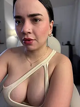 GeorginaJones online show from February 2, 12:09 am