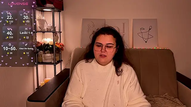 Curvy Jane online show from December 12, 1:49 pm