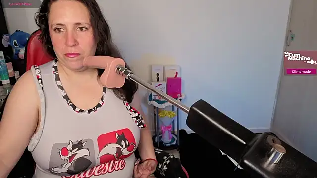 Snapshot of valery_adams1 chatting on March 6, 3:36 am valery adams1 online show from March 6, 3:36 am