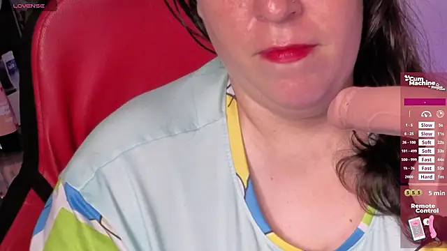 Snapshot of valery_adams1 chatting on March 26, 4:07 am valery adams1 online show from March 26, 4:07 am