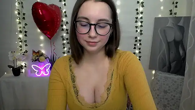 SweetPrincess  online show from February 12, 12:44 pm