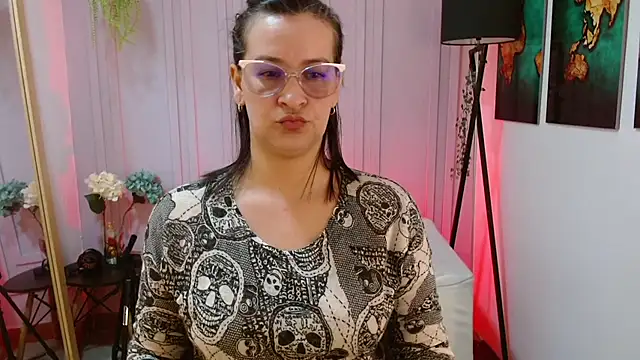 Britney taylor  online show from January 30, 6:21 pm