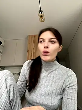 Snapshot of little_belucci chatting on October 1, 2:23 pm little belucci online show from October 1, 2:23 pm