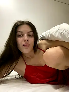 Snapshot of little_belucci chatting on October 9, 7:01 pm little belucci online show from October 9, 7:01 pm