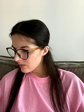 Snapshot of little_belucci chatting on October 26, 1:28 pm little belucci online show from October 26, 1:28 pm