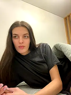 Snapshot of little_belucci chatting on November 11, 5:02 pm little belucci online show from November 11, 5:02 pm