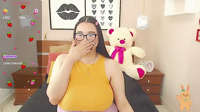 Snapshot of miss_linda_ chatting on January 21, 4:48 pm miss linda  online show from January 21, 4:48 pm