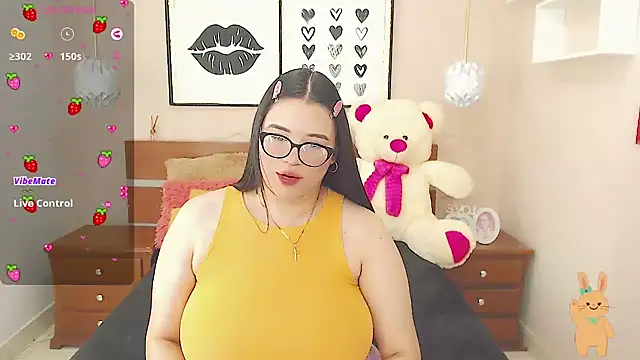 Snapshot of miss_linda_ chatting on January 21, 7:50 pm miss linda  online show from January 21, 7:50 pm