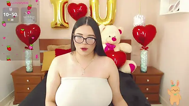 Snapshot of miss_linda_ chatting on February 10, 9:04 pm miss linda  online show from February 10, 9:04 pm