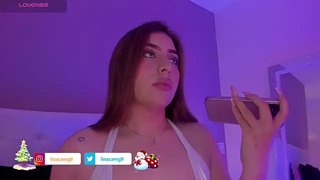 MaddyyLennon online show from December 17, 1:49 pm