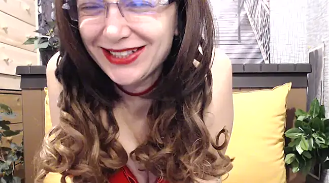 Snapshot of lilianleight chatting on January 4, 8:17 am lilianleight online show from January 4, 8:17 am