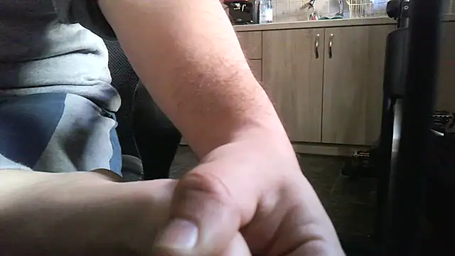 Snapshot of patrasdick94 chatting on March 8, 8:40 am patrasdick94 online show from March 8, 8:40 am