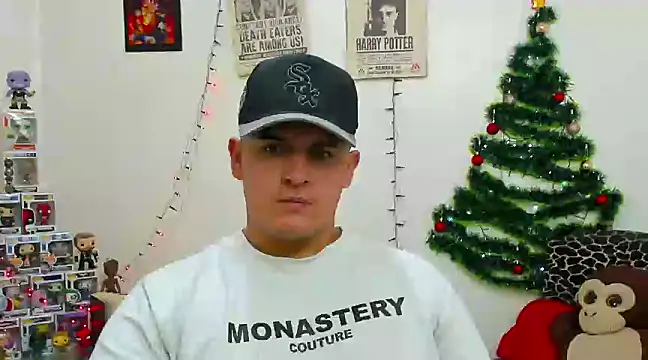 Snapshot of ney_22 chatting on December 24, 11:06 am ney 22 online show from December 24, 11:06 am