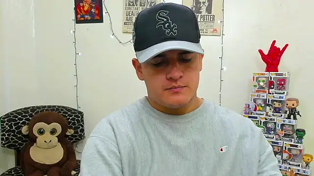 Snapshot of ney_22 chatting on January 6, 10:26 pm ney 22 online show from January 6, 10:26 pm