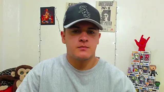 Snapshot of ney_22 chatting on January 7, 1:28 am ney 22 online show from January 7, 1:28 am