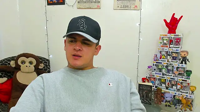 Snapshot of ney_22 chatting on January 7, 4:29 am ney 22 online show from January 7, 4:29 am