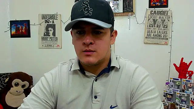 Snapshot of ney_22 chatting on January 19, 8:29 am ney 22 online show from January 19, 8:29 am