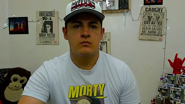 Snapshot of ney_22 chatting on January 21, 12:57 am ney 22 online show from January 21, 12:57 am