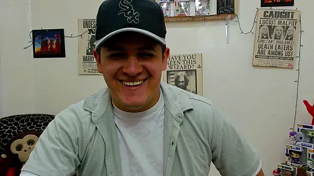 Snapshot of ney_22 chatting on January 22, 11:12 am ney 22 online show from January 22, 11:12 am