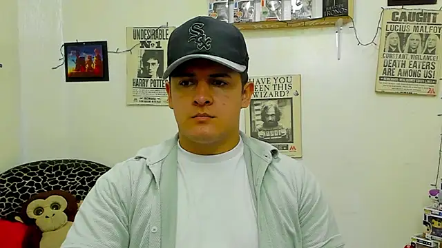 Snapshot of ney_22 chatting on January 22, 7:24 pm ney 22 online show from January 22, 7:24 pm