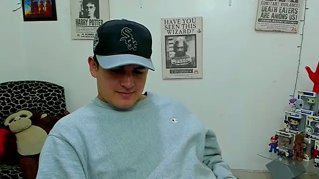 Snapshot of ney_22 chatting on January 24, 2:08 pm ney 22 online show from January 24, 2:08 pm