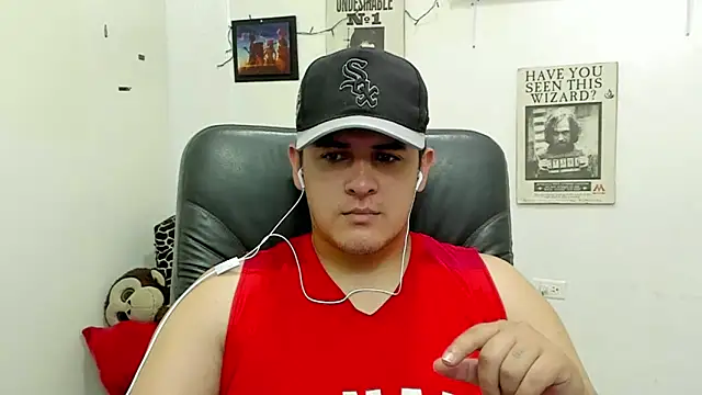 Snapshot of ney_22 chatting on January 27, 8:49 pm ney 22 online show from January 27, 8:49 pm