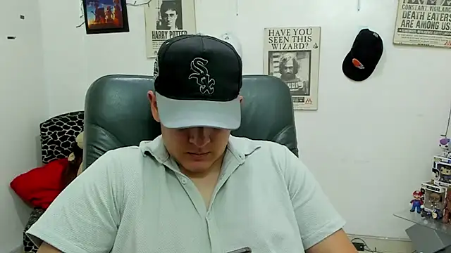 Snapshot of ney_22 chatting on February 11, 12:37 pm ney 22 online show from February 11, 12:37 pm