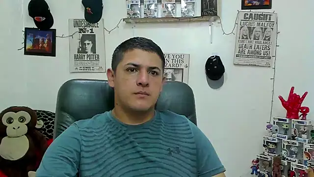 Snapshot of ney_22 chatting on February 17, 2:15 pm ney 22 online show from February 17, 2:15 pm