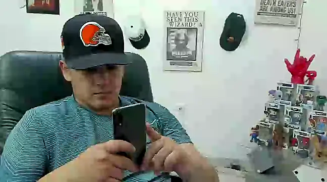 Snapshot of ney_22 chatting on February 22, 2:39 am ney 22 online show from February 22, 2:39 am