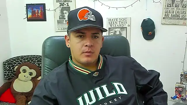 Snapshot of ney_22 chatting on March 15, 3:06 pm ney 22 online show from March 15, 3:06 pm