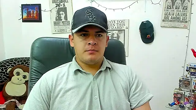 Snapshot of ney_22 chatting on March 17, 2:23 pm ney 22 online show from March 17, 2:23 pm