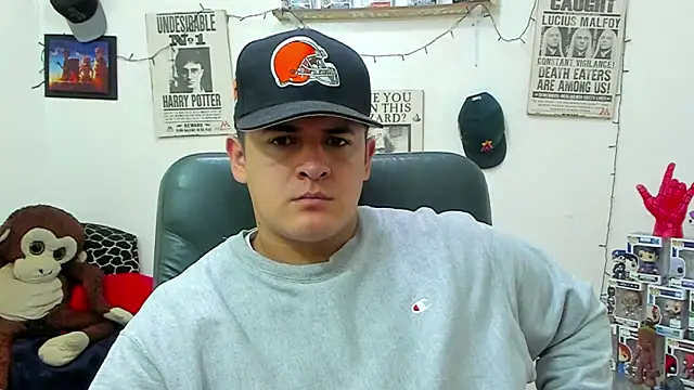 Snapshot of ney_22 chatting on March 20, 2:21 pm ney 22 online show from March 20, 2:21 pm