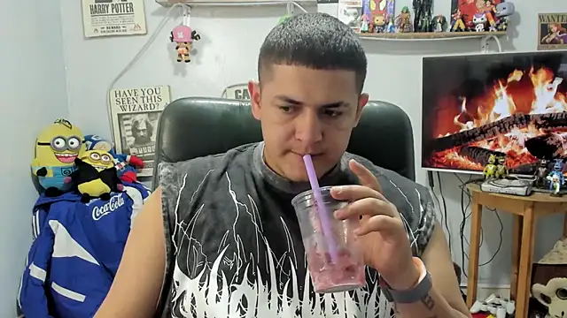 ney 22 online show from February 15, 11:45 pm