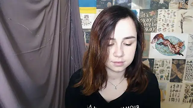 VeryVeryVeryShy  online show from December 9, 7:28 am