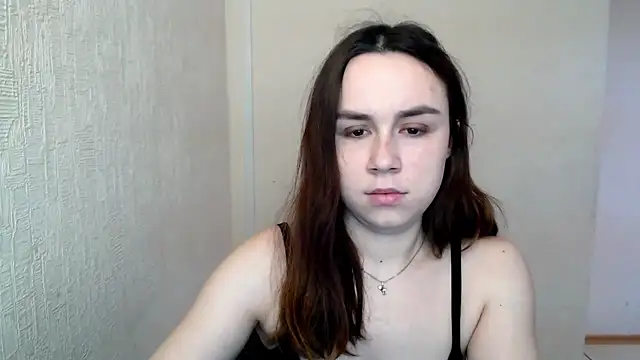 VeryVeryVeryShy  online show from February 24, 6:55 am