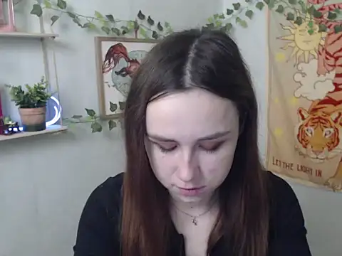 Snapshot of VeryVeryVeryShy_ chatting on April 7, 5:41 am VeryVeryVeryShy online show from April 7, 5:41 am