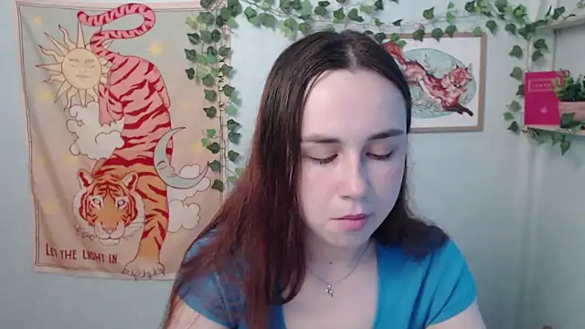 Snapshot of VeryVeryVeryShy_ chatting on June 1, 5:53 am VeryVeryVeryShy online show from June 1, 5:53 am