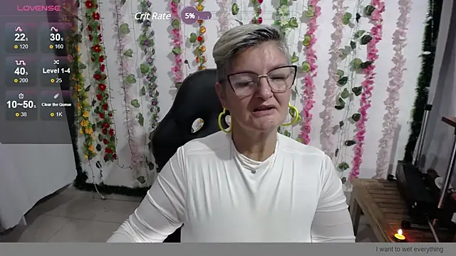 bety-cum2 online show from December 4, 12:58 pm