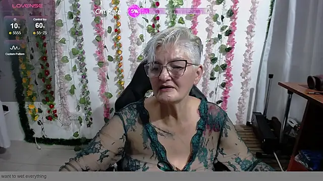 bety-cum2 online show from December 7, 10:28 pm