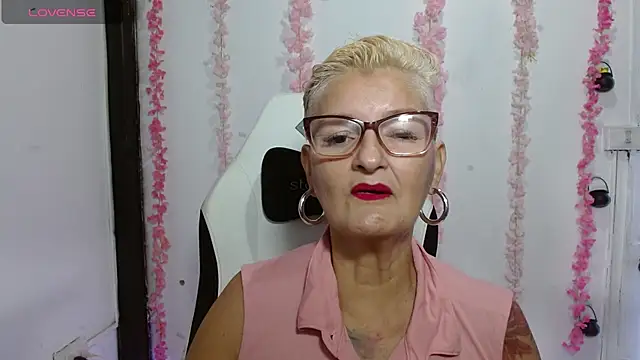 bety-cum2 online show from July 3, 12:44 pm