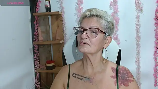 bety-cum2 online show from July 26, 12:52 am