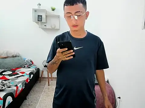 JAandres2020 online show from February 11, 4:50 am