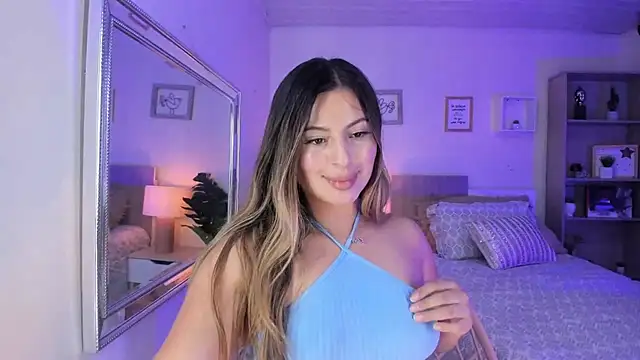 little antonela online show from March 12, 3:29 pm