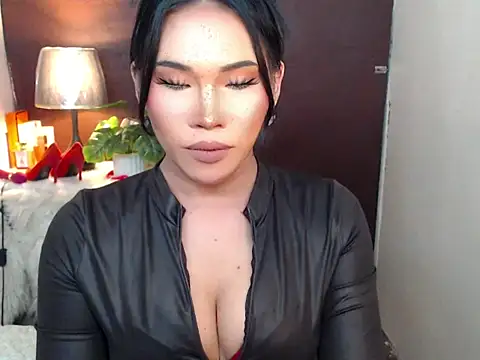 Ur Fantastic Lina online show from March 28, 2:27 pm