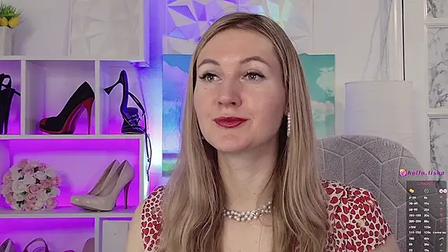 Hello Lisha online show from December 18, 8:09 am