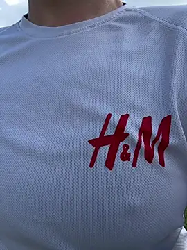 Snapshot of wetgerman_2 chatting on October 1, 10:43 am wetgerman 2 online show from October 1, 10:43 am