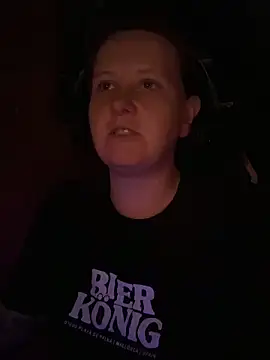 Snapshot of wetgerman_2 chatting on October 3, 11:13 pm wetgerman 2 online show from October 3, 11:13 pm