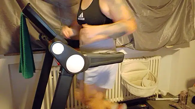 Snapshot of wetgerman_2 chatting on October 7, 10:56 am wetgerman 2 online show from October 7, 10:56 am